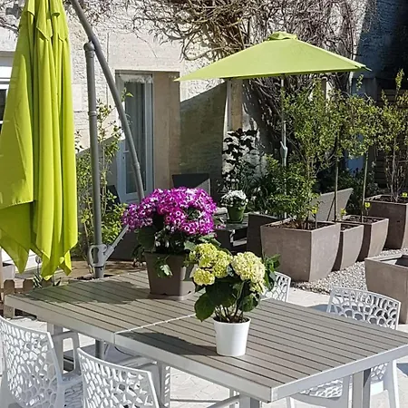 Mulberry Apartmán *
